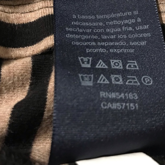 Tommy Hilfiger Large Top - Picture 6 of 8